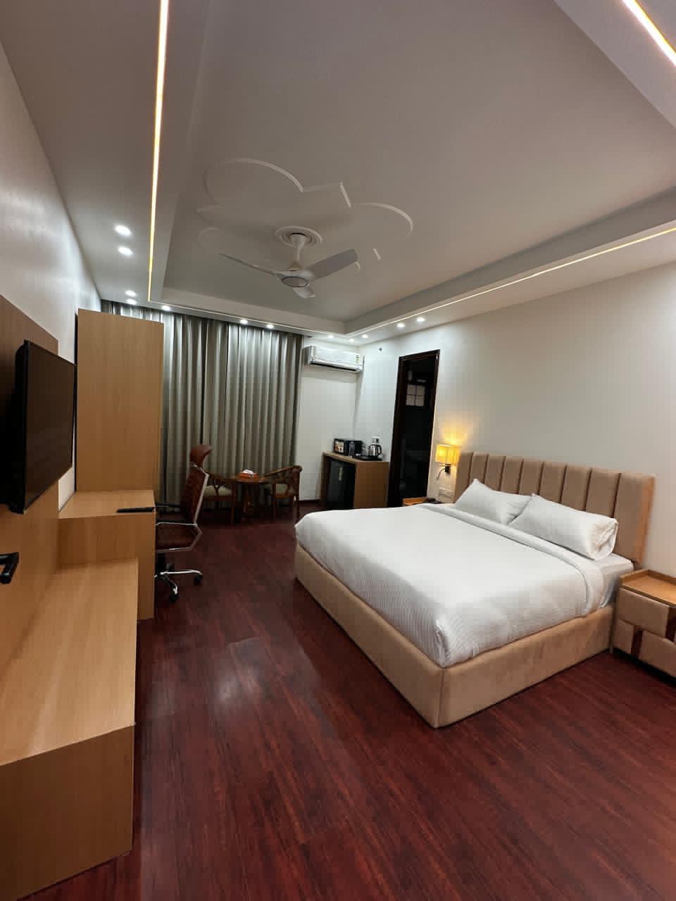 Suite Room